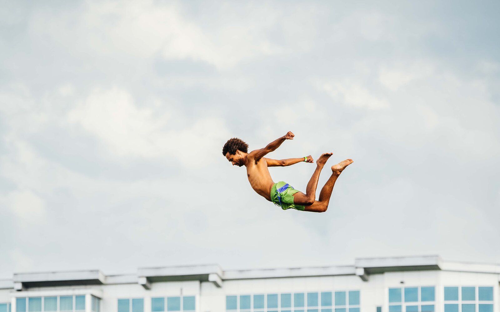Freestyle High Diving, Döds & Mini-Tramp